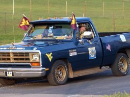 FarmGolf WVU Tailgate Pics – 2007