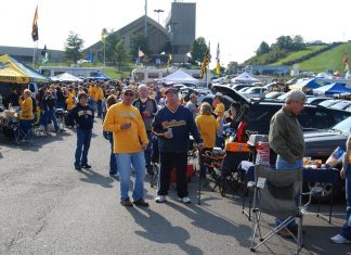 FarmGolf WVU Tailgate Pics – 2008